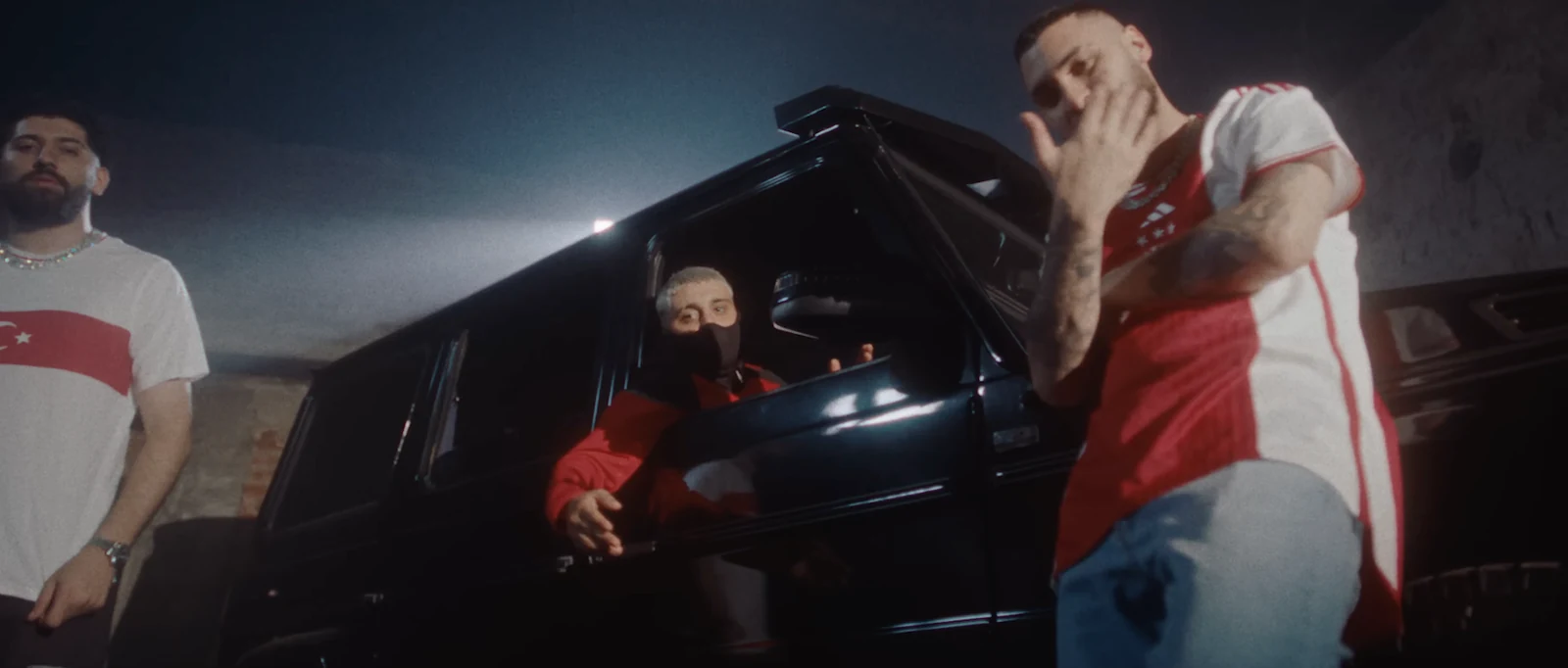 Canbay & Wolker — Bertaraf klibinden bir kare